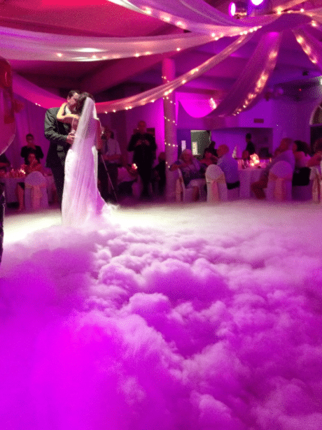 Dry Ice Machine for First Dance 1
